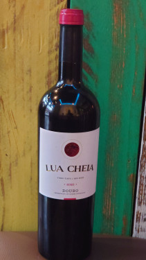 Red Lua Cheia, Em Vinhas Velhas, Douro