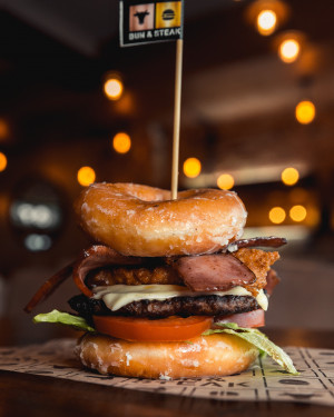 Double Donut Burger