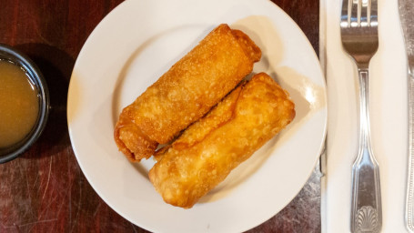 15. Egg Roll (2 Pieces)