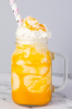 Batido De Mango, Coco Y Plátano