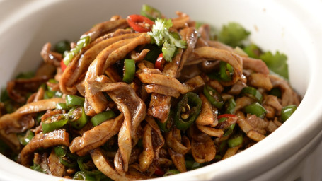 Wǔ Gāng Xiāng Gàn Chǎo Dù Sī Stir Fried Shredded Tripe With Wugang Tofu