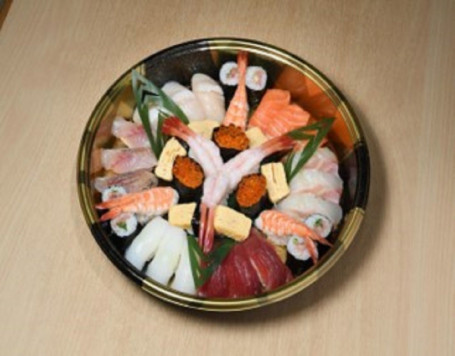 Shòu Sī Yǎ （Sān Rén Qián） Sushi Miyabi (For 3 Persons)