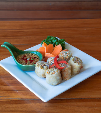 Vietnamese Spring Rolls With Tamarind Lime Sauce (N) (G)