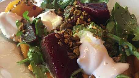 Vegan Beets And Arugula Salad