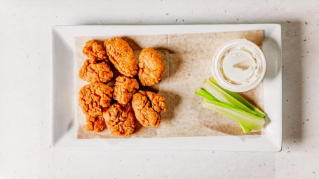 7 Crispy Boneless Wings