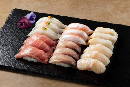 Tè Shàng Shòu Sī Shèng (18Jiàn Premium Sushi Platter (18 Pcs.