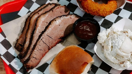 Brisket Platter W/2 Sides