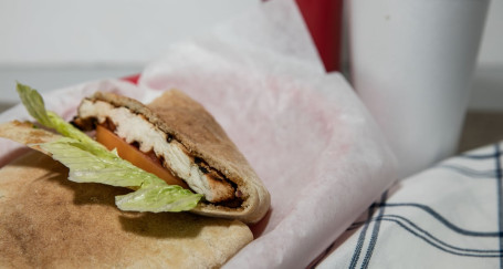 Grilled Super Chicken On A Pita