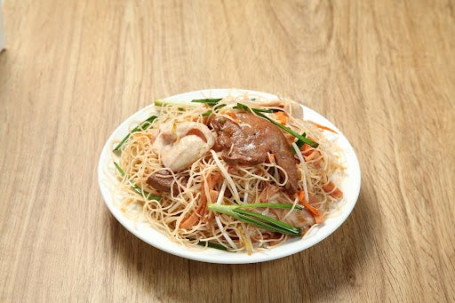 Zhū Rùn Ròu Piàn Chǎo Mǐ Fěn Fried Rice Noodles With Pork Liver And Sliced Meat