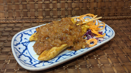 Satay Chicken Sticks (2 Pieces)