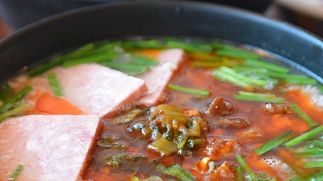 Braised Pork Rice Noodle Soup