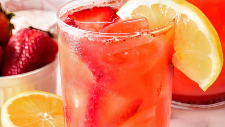 Strawberry Lemonade Cocktail