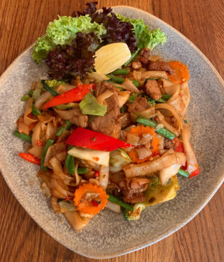 Drunken Noodles (Pad Kee Mao) (Medium Hot)