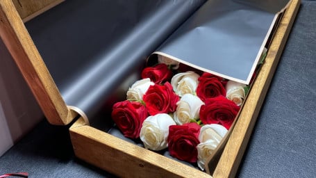 Small Box 24 Roses