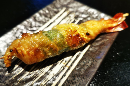 Zǐ Sū Yè Jī Pí Xiā Juǎn Shrimp Wrapped With Chicken Skin Shiso Leaf