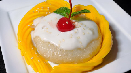 Sticky Rice With Mango Ice Cream