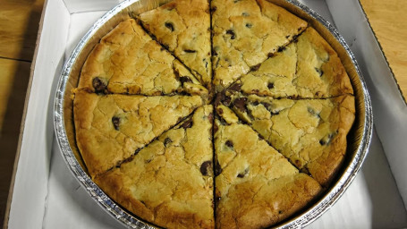 8” Chocolate Chip Cookie Pizza