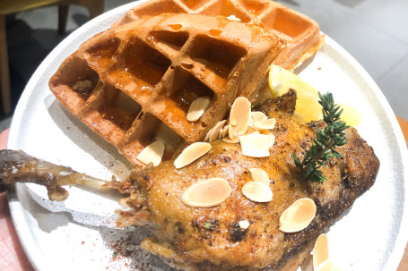 Duck Leg Confit Waffle Fǎ Shì Màn Zhǔ Yóu Fēng Yā Pí Wō Fū