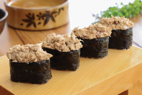 Tuna Salad Ship 4Pcs