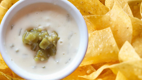 Chips And Hatch Chile Queso