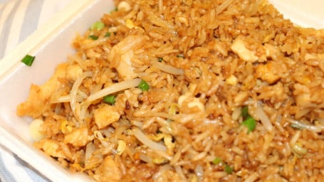18. Chicken Fried Rice Jī Chǎo Fàn