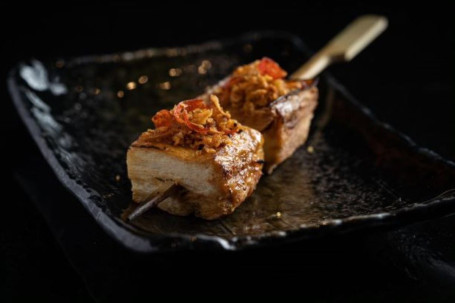 Grilled Tofu (Per Skewer) Lú Duān Shāo Bīng Dòu Fǔ