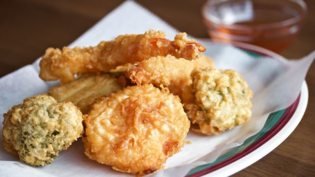 A12. Shrimp And Veggie Tempura