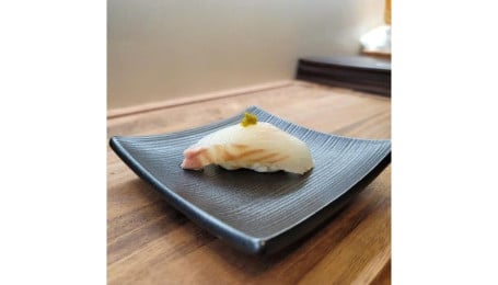 Ni6-Halibut-Sushi