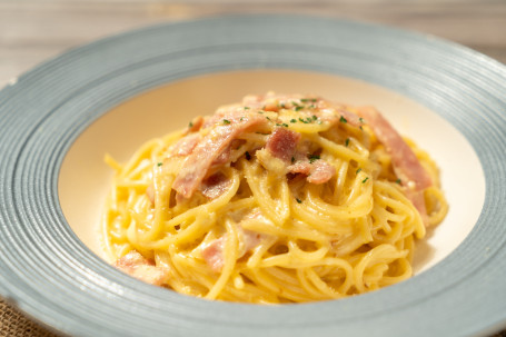 Kǎ Bāng Ní Yì Fěn Spaghetti Carbonara