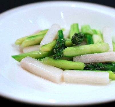 Shān Yào Lú Sǔn Asparagus With Yam Shoots (V)