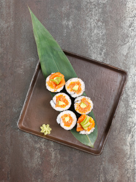 Loch Duart Salmon Avocado Uramaki (8 Pieces)