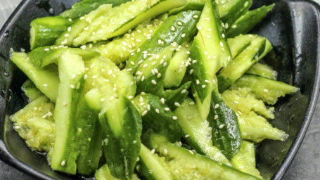 Cucumber Salad With Fresh Garlic Cuì Shuǎng Huáng Guā