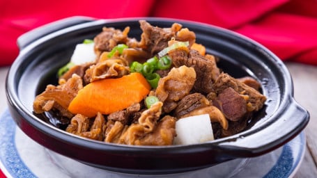 Má Là Niú Nǎn Bāo Beef Stew With Spicy Sauce