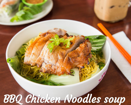 Noodles Soup With Bbq Chicken