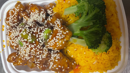 C13. Sesame Chicken Combo