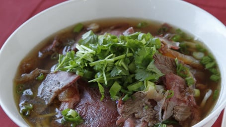 Beef Ramen (Regular) Qīng Tāng Niú Ròu Lā Miàn