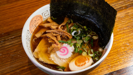 (32) Ramen In Tokyo Style Soy Sauce Chicken Soup