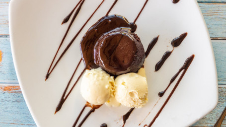 Chocolate Lava Pudding w/ Ice Cream