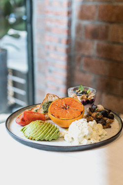 The Plant-Based Breakfast Jiàn Kāng Sù Shí Quán Rì Zǎo Cān