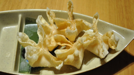 A44. Crab Meat Cheese Wonton