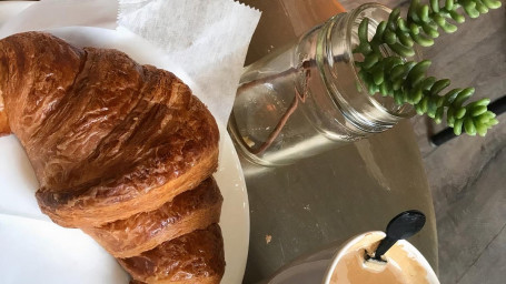 Walnut Croissant