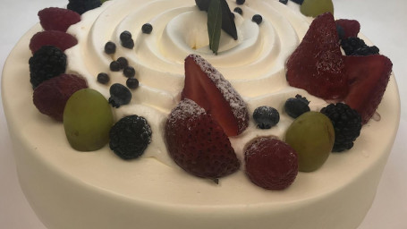 Fruit Soft Cream Cake