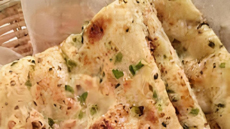 Garlic Naan 2)