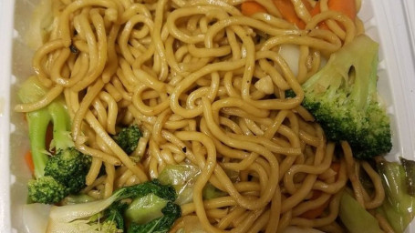 25. Chow Mein Especial De La Casa