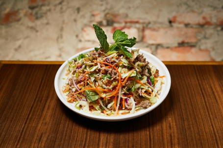 Xiāng Máo Niú Ròu Yē Cài Shā Lǜ A3: Beef Salad (Sa Luat Bo)