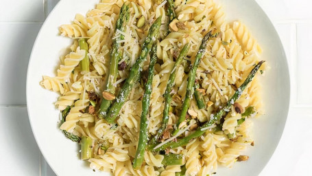 Fusilli With Asparagus And Lemon Cream