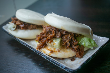 Braised Beef Bao Bun (2 Pieces) Yuē Shì Niú Ròu