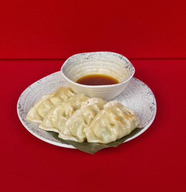 Pan-Fried Chicken Vegetable Gyoza (4 Pieces)