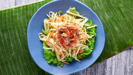 Soft Shell Crab Spicy Green Mango Salad Ruǎn Ké Xiè Qīng Máng Sī Shā Lǜ