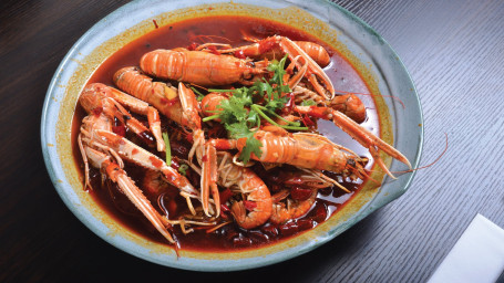 Sichuan Style Crayfish With Noodles